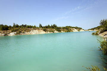 Image showing artificial lake 