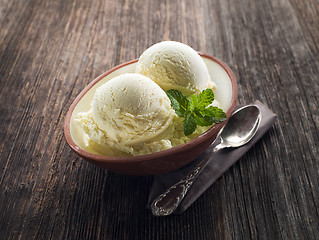 Image showing Vanilla Ice cream