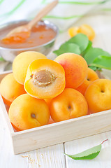 Image showing apricots