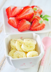 Image showing banana and strawberry