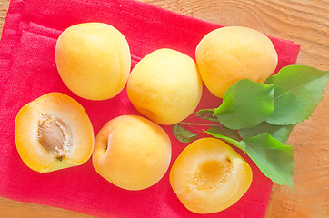 Image showing apricot