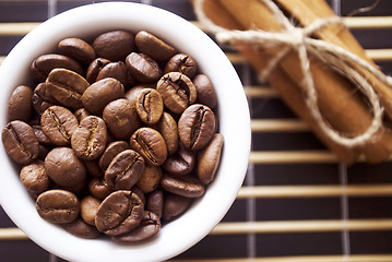 Image showing coffee and cinnamon