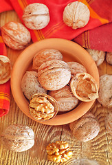 Image showing walnuts