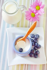 Image showing yogurt with blueberry