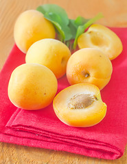 Image showing apricot