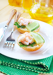 Image showing avocado with shrimps