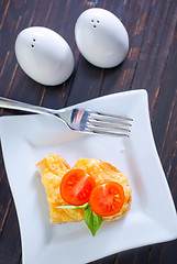 Image showing bread with cheese,tomato and basil