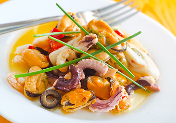 Image showing salad with seafood