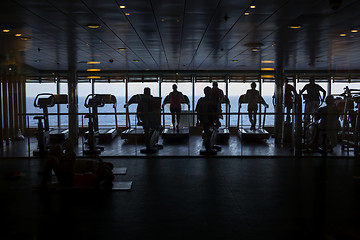 Image showing People exercising at the gym