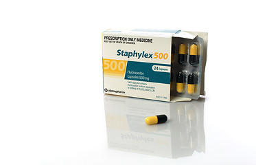 Image showing Antibiotic medication Staphylex 500