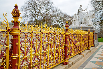 Image showing    in   england kingdome and old construction