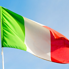 Image showing italy   waving flag in the blue sky  colour and wave