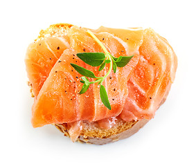 Image showing bread with fresh salmon fillet