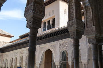 Image showing Between columns at Alhambra