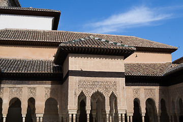 Image showing Lion courtyard arches