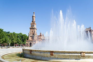 Image showing Fountain and tower at Spain square