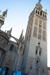 Image showing Giralda to the sky