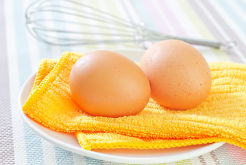 Image showing raw eggs