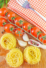 Image showing raw pasta and tomato