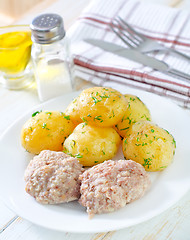 Image showing potato and cutlets