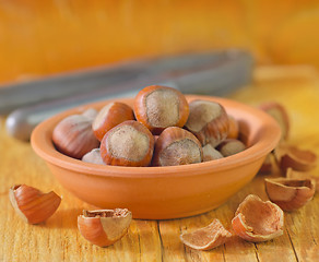 Image showing hazelnuts