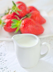 Image showing strawberry with creams