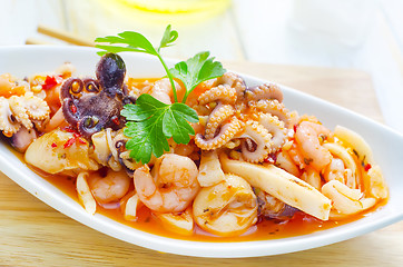 Image showing salad with seafood