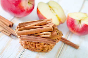 Image showing apples and cinnamon