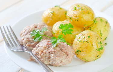 Image showing potato and cutlets