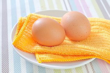 Image showing raw eggs