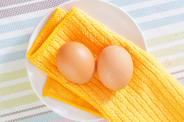 Image showing raw eggs