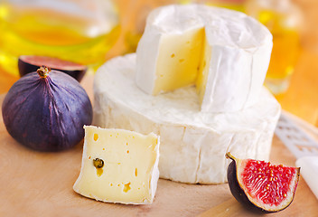 Image showing cheese and fig