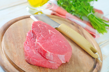 Image showing raw  meat