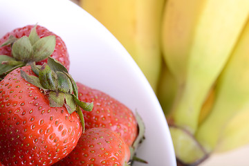 Image showing healthy strawberry with fruits