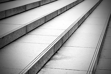 Image showing in london old steps and marble ancien line 