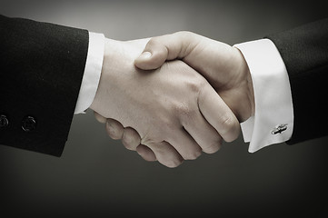 Image showing Shaking hands