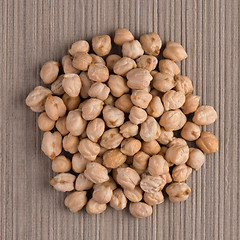 Image showing Circle of chickpeas