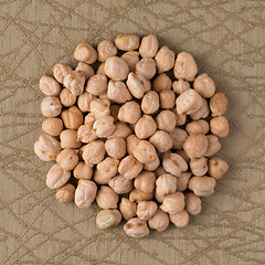 Image showing Circle of chickpeas