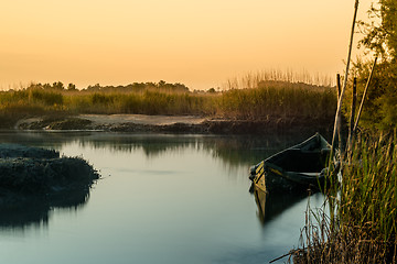 Image showing Boat on a lake.