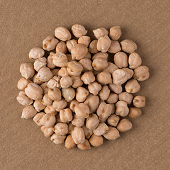 Image showing Circle of chickpeas