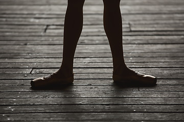 Image showing Ballerina dancing feet 