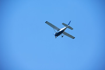 Image showing small airplane