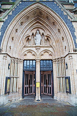 Image showing door southwark  cathedral in london england old construction and