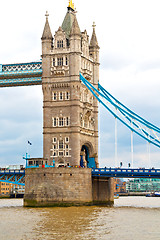 Image showing   in england old bridge and the   sky