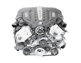 Image showing BMW TwinPower turbo V8-cylinder top-of-the-range petrol engine