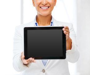 Image showing businesswoman with tablet pc in office