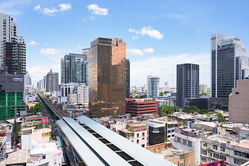 Image showing Growth along railway lines in Bangkok