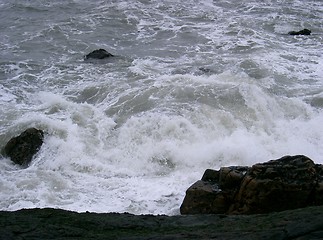 Image showing rough sea