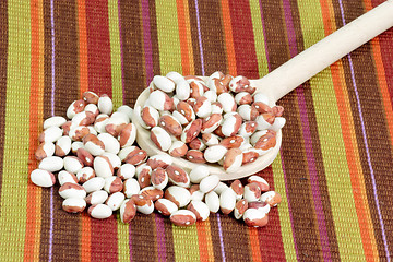 Image showing Beans on a cooking spoon