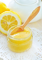 Image showing honey and lemons